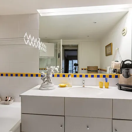 Duplex With Wifi Near The Seine * Paryż