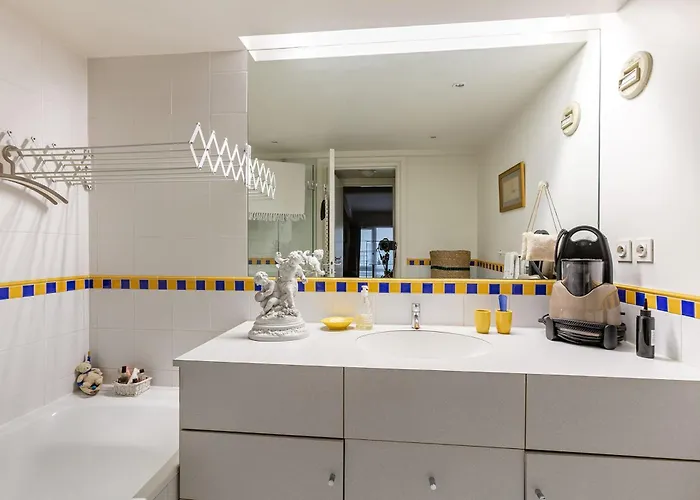 Duplex With Wifi Near The Seine * París